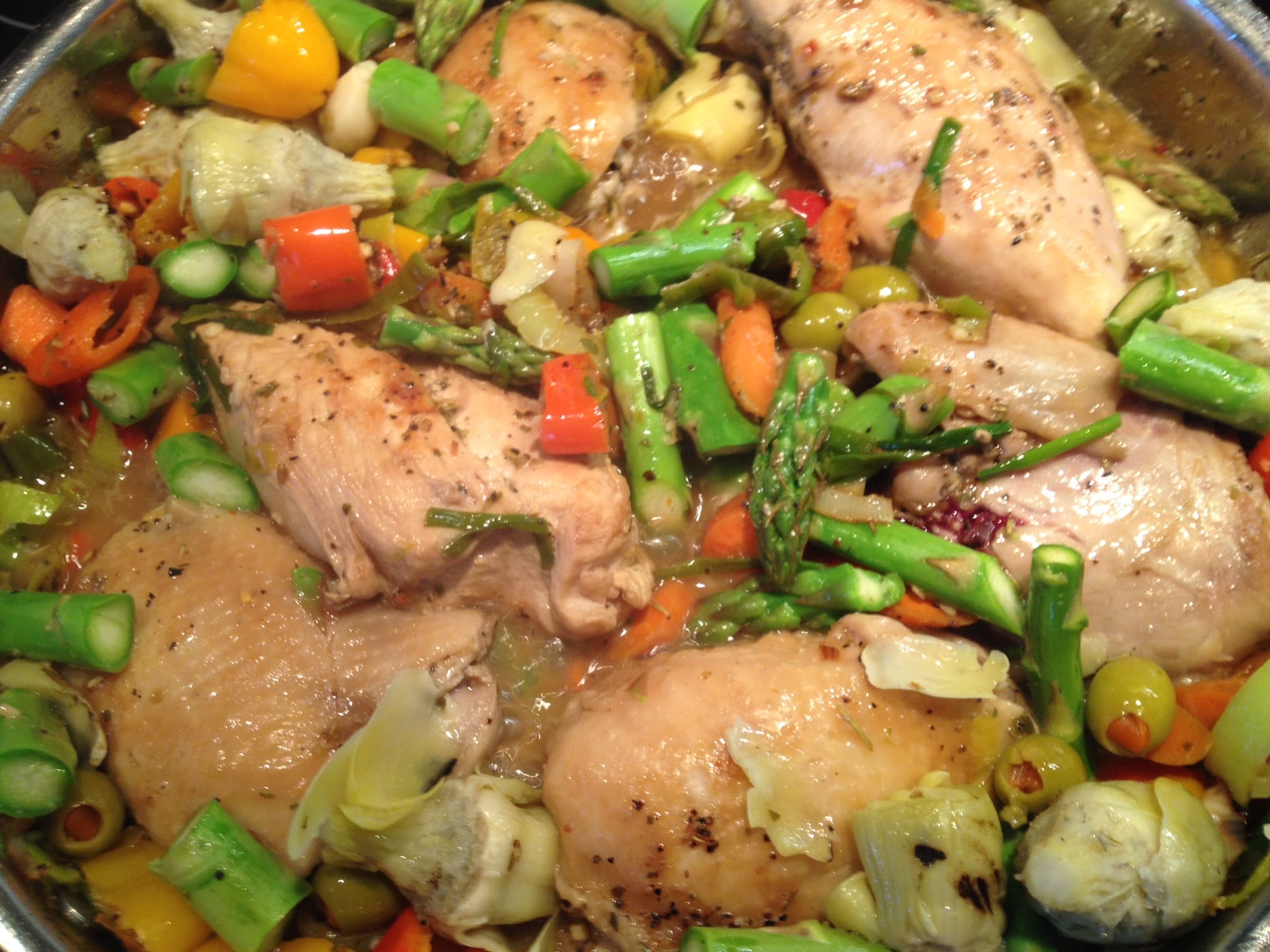 Tuscan Chicken with Asparagus and Artichokes